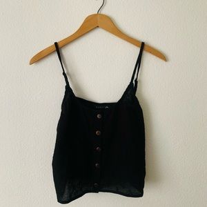 Casual black cropped tank top